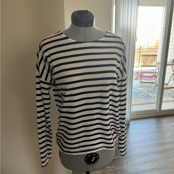 Black and white stripped shirt - Picture 2 of 2